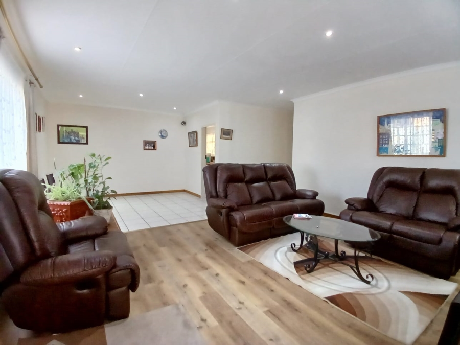 3 Bedroom Property for Sale in Sasolburg Ext 10 Free State